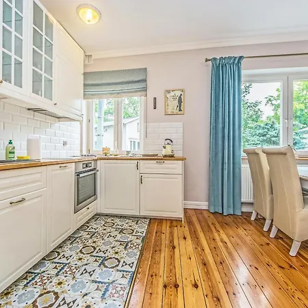 Victus Apartamenty, Debowa アパート