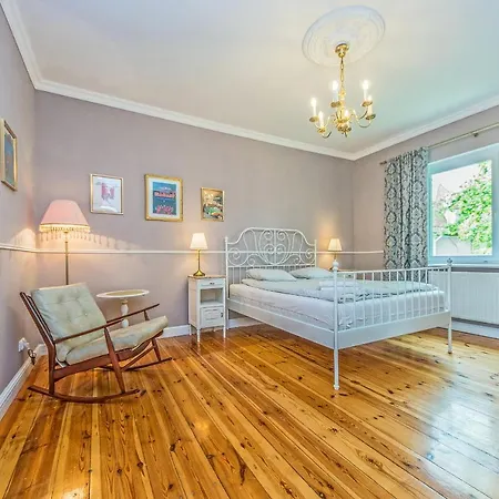 アパート Victus Apartamenty, Debowa *