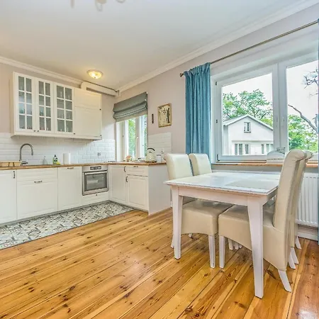 Victus Apartamenty, Debowa * ソポト