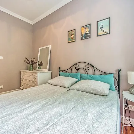 Victus Apartamenty, Debowa *