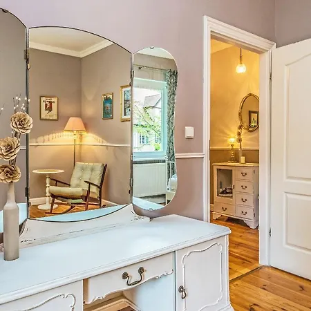 Victus Apartamenty, Debowa アパート